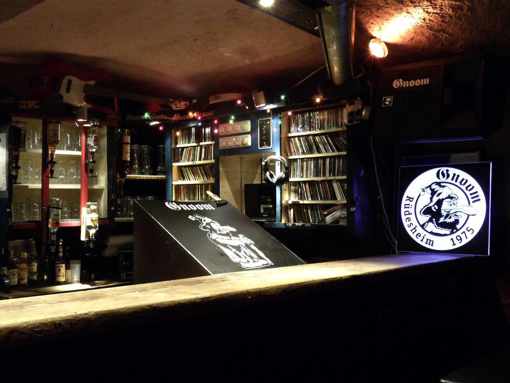 Hajo'S Germania Lodge & Irish Pub Ruedesheim am Rhein Luaran gambar